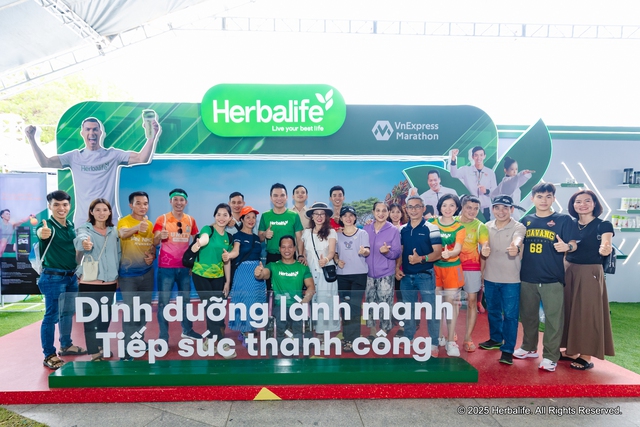 Herbalife tiếp tục lan tỏa lối sống năng động tại VnExpress Marathon Quy Nhơn 2025