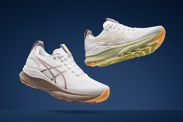 GEL-KAYANO™ 32: Sự êm ái và ổn định vượt trội trong một thiết kế cao cấp- Ảnh 1. GEL-KAYANO™ 32: Sự êm ái và ổn định vượt trội trong một thiết kế cao cấp- Ảnh 1.