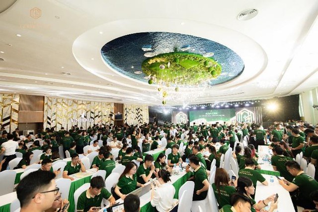 Diamond Land ghi nhận sức mua tích cực tại sự kiện Ráp Căn Vinhomes Golden City- Ảnh 1. Diamond Land ghi nhận sức mua tích cực tại sự kiện Ráp Căn Vinhomes Golden City- Ảnh 1.