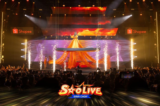 Sân khấu Sao Live Đỉnh Chóp: Minh Hằng múa mưa slay hết nấc, Bùi Lan Hương và Dương Hoàng Yến khoe vocal đỉnh cao- Ảnh 2. Sân khấu Sao Live Đỉnh Chóp: Minh Hằng múa mưa slay hết nấc, Bùi Lan Hương và Dương Hoàng Yến khoe vocal đỉnh cao- Ảnh 2.