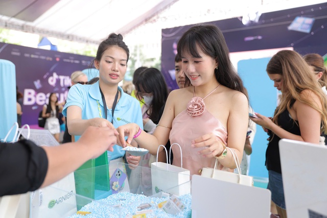 TikTok Beauty Fest 2025 mở màn cho hàng loạt xu hướng mới cùng cộng đồng "beauty Việt"- Ảnh 2.