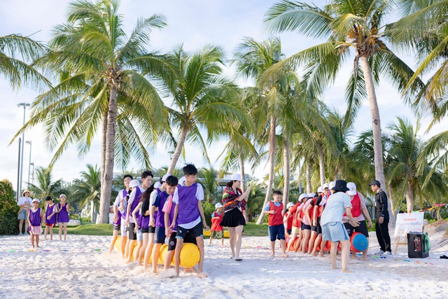 168 học sinh tham gia “Trại hè yêu thương” tại KDL Quốc tế Đồi Rồng- Ảnh 5.