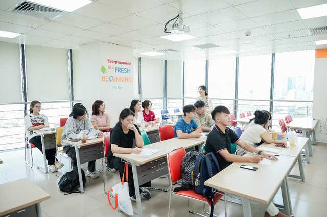 Hàng loạt chính sách hỗ trợ của UEF dành cho thí sinh trước khi vào đại học- Ảnh 1.