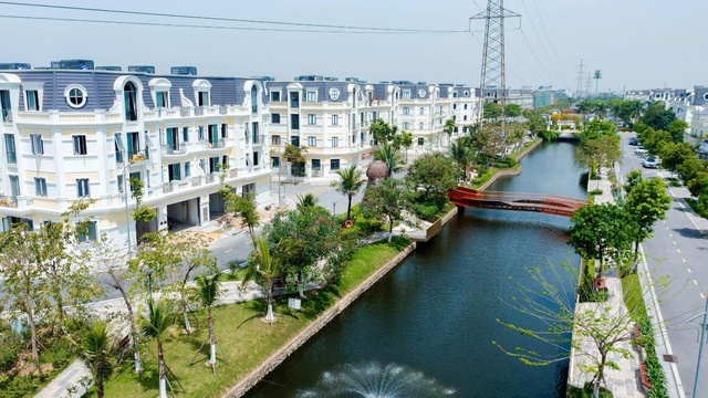 Người thành đạt chọn mua biệt thự: Trào lưu hay chiến lược đầu tư dài hạn?- Ảnh 2. Người thành đạt chọn mua biệt thự: Trào lưu hay chiến lược đầu tư dài hạn?- Ảnh 2.