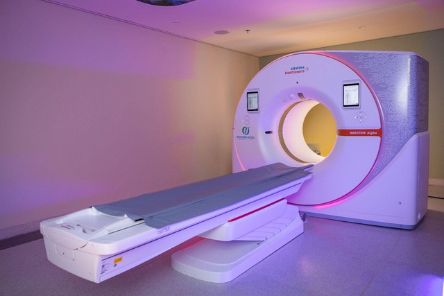 Sự thật về máy CT đếm photon chụp toàn thân chưa tới 1s- Ảnh 1.