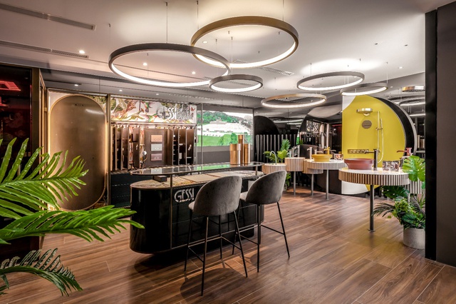 Học Trấn Thành cách xây không gian tắm chuẩn thượng lưu- Ảnh 1.