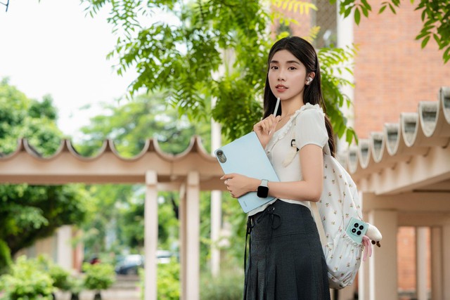 Redmi Pad 2 – Học, làm, chill gói gọn trong một chiếc máy tính bảng chỉ 5 triệu đồng- Ảnh 1. Redmi Pad 2 – Học, làm, chill gói gọn trong một chiếc máy tính bảng chỉ 5 triệu đồng- Ảnh 1.