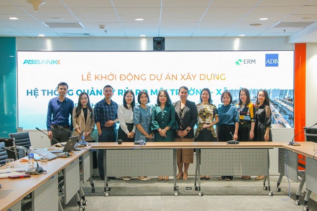 ABBANK, ADB và PwC cùng khởi động chương trình "Nâng cao Năng lực về Ngân hàng xanh"- Ảnh 4.