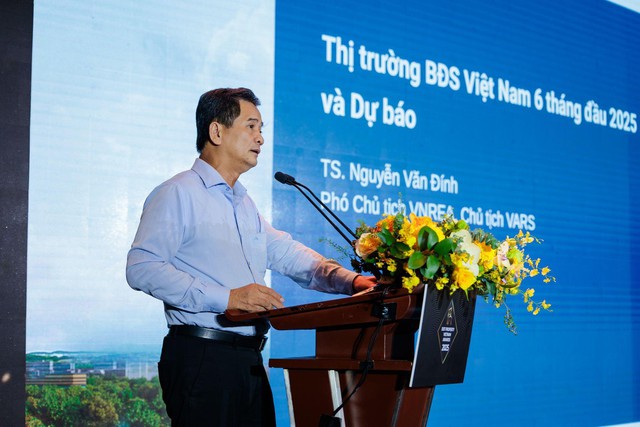 Giải thưởng Dot Property 2025 – Vinh danh những người tiên phong ngành BĐS Việt Nam - Ảnh 4. Giải thưởng Dot Property 2025 – Vinh danh những người tiên phong ngành BĐS Việt Nam - Ảnh 4.