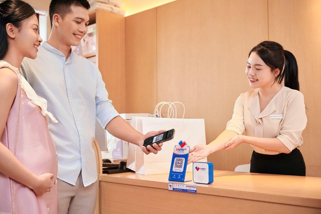 Quét VNPAY-QR bằng thẻ tín dụng giúp người dùng chi tiêu hiệu quả- Ảnh 1.