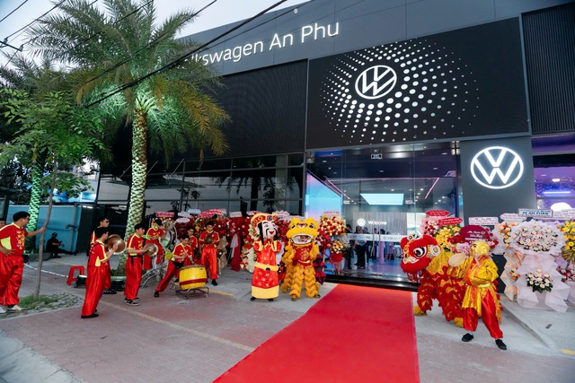 Volkswagen Việt Nam khai trương đồng loạt 5 đại lý- Ảnh 1. Volkswagen Việt Nam khai trương đồng loạt 5 đại lý- Ảnh 1.