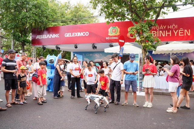 Tập đoàn Geleximco và Omoda & Jaecoo Việt Nam đồng hành cùng “Ngày hội bình yên”- Ảnh 1.