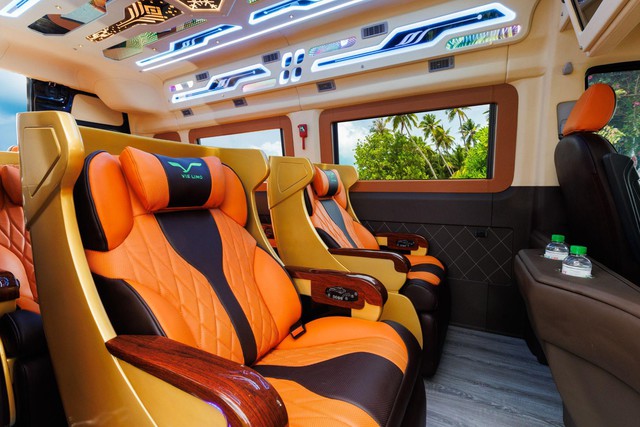 Du lịch Phan Thiết tiện lợi hơn với xe limousine- Ảnh 2.