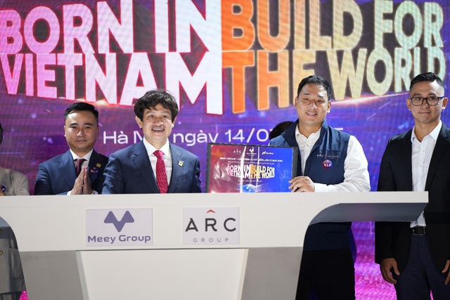 Chủ tịch Hoàng Mai Chung được vinh danh Top 10 Nhà lãnh đạo giỏi ASEAN Award 2025- Ảnh 2.