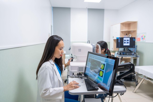 C&aacute; nh&acirc;n h&oacute;a phẫu thuật kh&uacute;c xạ: Mang đến giải ph&aacute;p điều trị l&yacute; tưởng cho từng mắt - Ảnh 3.