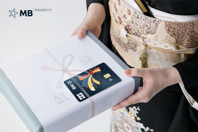 "Khui" đặc quyền của chiếc thẻ MB JCB Ultimate kim loại đầu tiên tại Đông Nam Á- Ảnh 2.