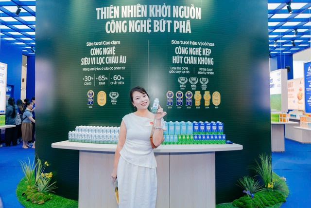 Vinamilk tạo điểm nhấn tại Triển lãm thành tựu đất nước 80 năm- Ảnh 8.