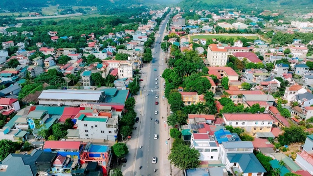“Chạm trần” ở nội đô, dòng tiền đang “đổ bộ” về bất động sản vùng ven- Ảnh 1.