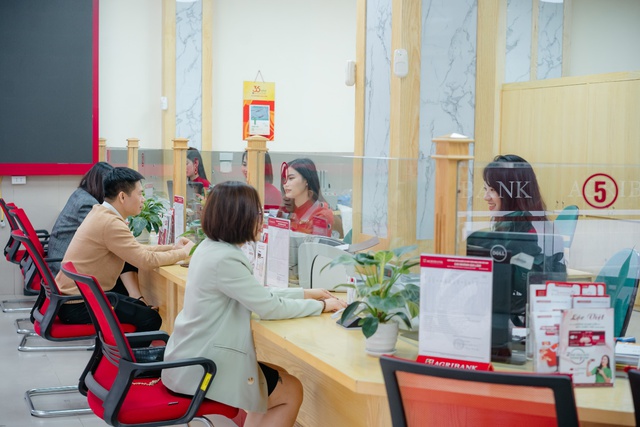 Agribank triển khai đồng bộ nhiều chương trình tín dụng ưu đãi cho khách hàng cá nhân- Ảnh 1. Agribank triển khai đồng bộ nhiều chương trình tín dụng ưu đãi cho khách hàng cá nhân- Ảnh 1.