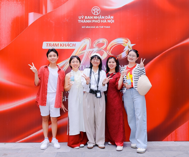 La Vie đồng hành cùng “khối yêu nước” chào mừng ngày Quốc Khánh- Ảnh 2.