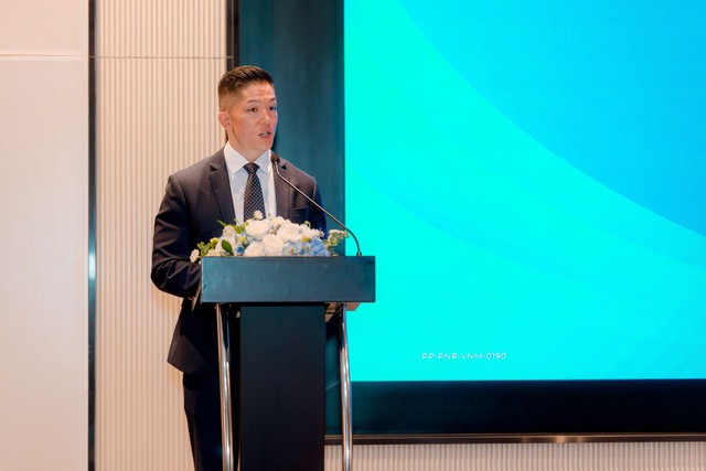 Nâng tầm chuyên môn đội ngũ y tế tiêm chủng và nhà thuốc, Long Châu hợp tác cùng Pfizer (Mỹ)- Ảnh 1.