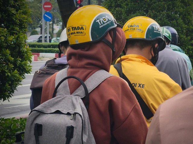 Khi 1.000 đồng cũng đủ cho một chuyến xe đi học – Câu chuyện từ chiến dịch mới của TADA- Ảnh 1.