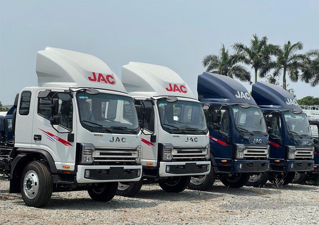 Vì sao xe tải JAC trở thành lựa chọn hàng đầu của nhà vận tải Việt?- Ảnh 3. Vì sao xe tải JAC trở thành lựa chọn hàng đầu của nhà vận tải Việt?- Ảnh 3.