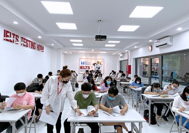 AI và mô hình ‘University Lecture’: Làn sóng mới trong ngành giáo dục trực tuyến- Ảnh 2.