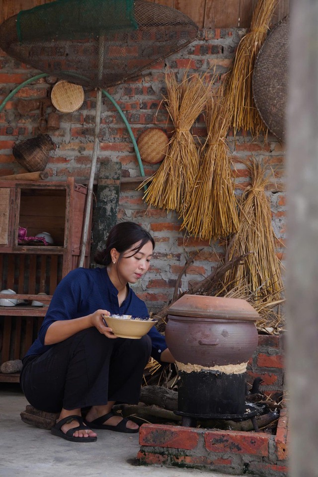 Nguyễn Thị Nhung – Người trẻ “đánh thức” tuổi thơ qua từng thước phim "Hồi ức 1997"- Ảnh 2.