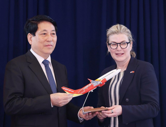 Chủ tịch nước chứng kiến Vietjet nhận bàn giao tàu bay Boeing đầu tiên- Ảnh 2.