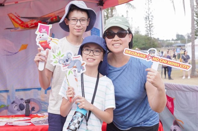 H&agrave;ng chục ngh&igrave;n du kh&aacute;ch Australia m&atilde;n nh&atilde;n c&ugrave;ng lễ hội diều v&agrave; ưu đ&atilde;i bay 0 đ&ocirc;̀ng từ Vietjet - Ảnh 9.