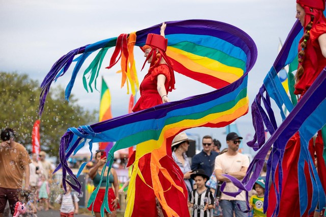 H&agrave;ng chục ngh&igrave;n du kh&aacute;ch Australia m&atilde;n nh&atilde;n c&ugrave;ng lễ hội diều v&agrave; ưu đ&atilde;i bay 0 đ&ocirc;̀ng từ Vietjet - Ảnh 1.