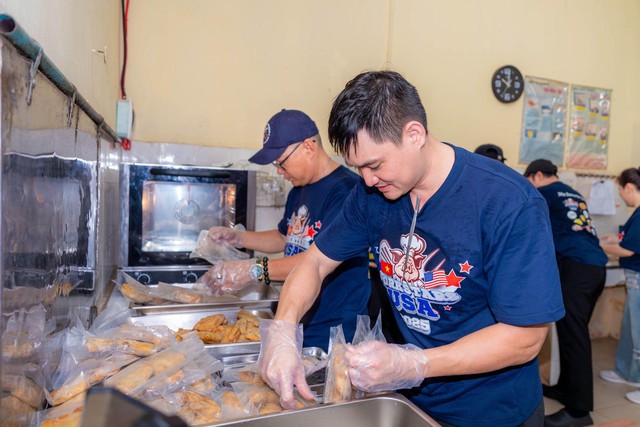 Porkstars USA 2025: Bữa tiệc ẩm thực ba miền cùng sườn heo Mỹ- Ảnh 4. Porkstars USA 2025: Bữa tiệc ẩm thực ba miền cùng sườn heo Mỹ- Ảnh 4.
