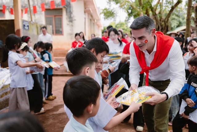 Home Credit nối dài yêu thương, sẵn sàng tài chính- Ảnh 3.