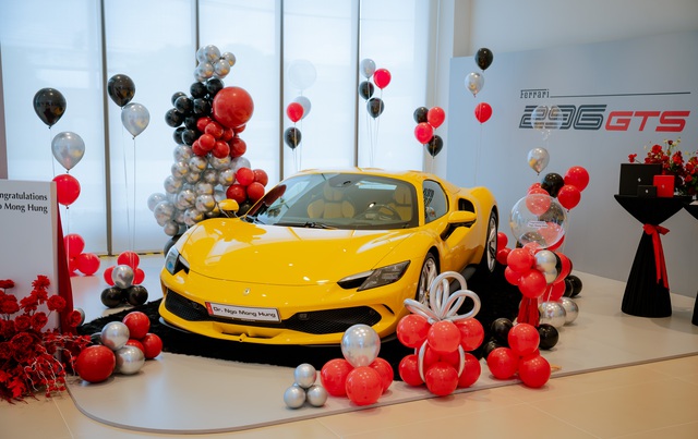 Chủ nhân mới nhất của siêu xe Ferrari 296 GTS- Ảnh 1.