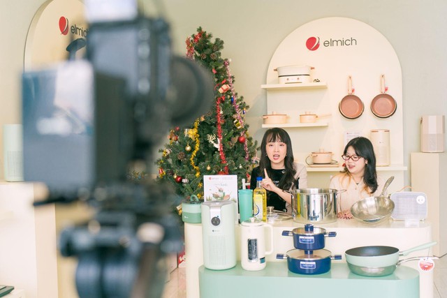 Gần 30 KOL &ldquo;mục sở thị&rdquo; nh&agrave; m&aacute;y gia dụng Elmich, kh&aacute;m ph&aacute; d&acirc;y chuyền hiện đại h&agrave;ng đầu Đ&ocirc;ng Nam &Aacute;- Ảnh 4.