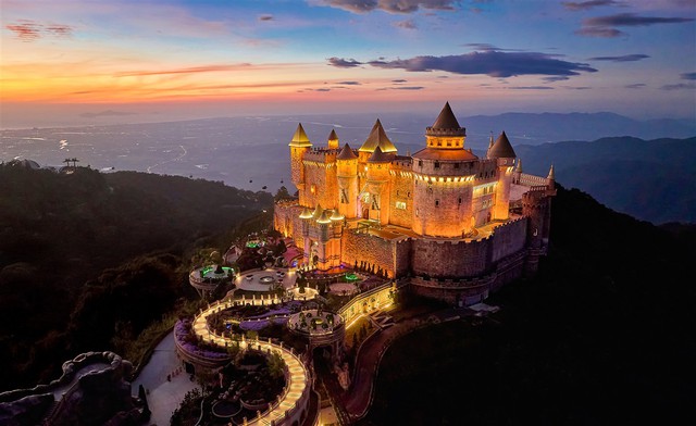Ba Na Hills tung ch&iacute;nh s&aacute;ch v&eacute; c&aacute;p treo kh&ocirc;ng giới hạn số lần l&ecirc;n c&aacute;p trong 3 ng&agrave;y- Ảnh 5.
