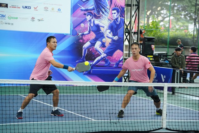 Kaitashi ra mắt bóng 48 lỗ: Giải pháp tối ưu cho sân ngoài trời - Ảnh 2.