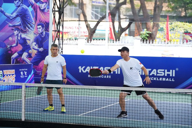 Kaitashi ra mắt bóng 48 lỗ: Giải pháp tối ưu cho sân ngoài trời - Ảnh 3.