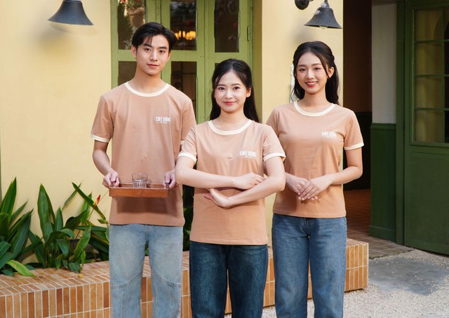 Đồng phục nh&agrave; h&agrave;ng - Yếu tố x&acirc;y dựng thương hiệu bền vững - Ảnh 3.