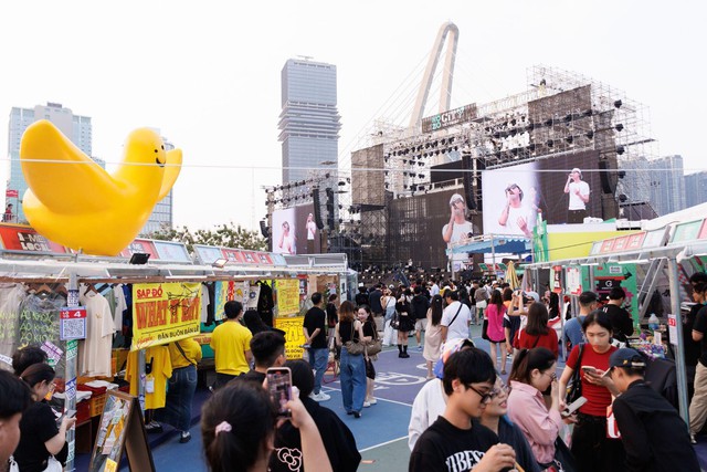 Dư &acirc;m CITY TẾT FEST 2025: Khi h&agrave;ng vạn người trẻ t&igrave;m thấy &ldquo;nhịp đập chung&rdquo; giữa l&ograve;ng th&agrave;nh phố - Ảnh 3.