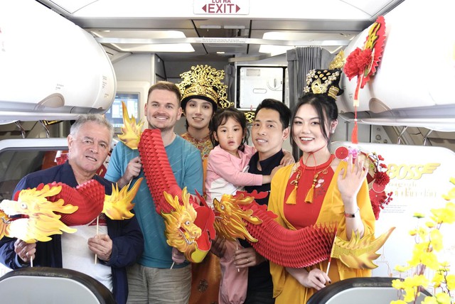 Khởi đầu kỳ nghỉ từ độ cao 10.000m: Biến chuyến bay dịp Tết thành phút giây thư giãn trọn vẹn - Ảnh 2.