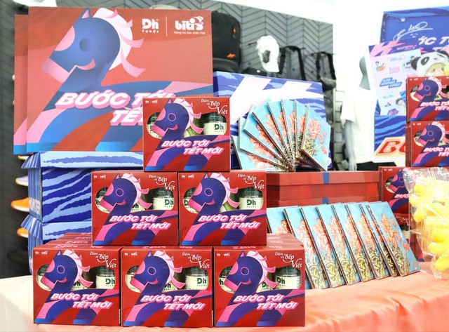 Dh Foods - Biti’s: Khi hộp gia vị và đôi giày cùng "bước tới Tết mới"- Ảnh 1.