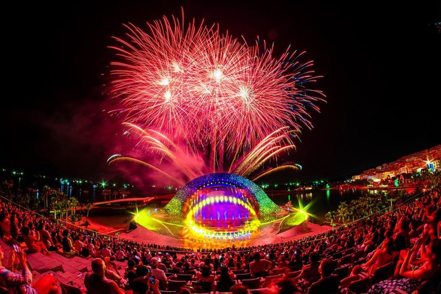 Hơn 2 năm bền bỉ thắp sáng bầu trời Phú Quốc với “thiên hà pháo hoa”- Ảnh 1.