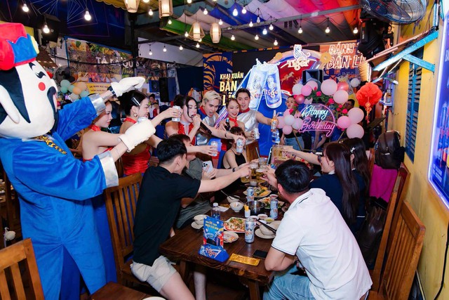 Hàng quán khắp thành phố đồng loạt mở điểm Săn Lộc Bản Lĩnh, khuấy động không khí Tết - Ảnh 5.