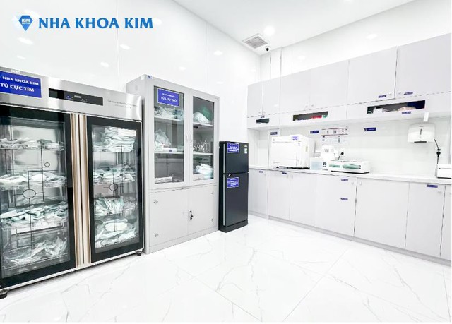 Vì sao Nha Khoa Kim có đến 14 phòng khám dẫn đầu xếp hạng chất lượng Sở Y tế TP.HCM?- Ảnh 2.