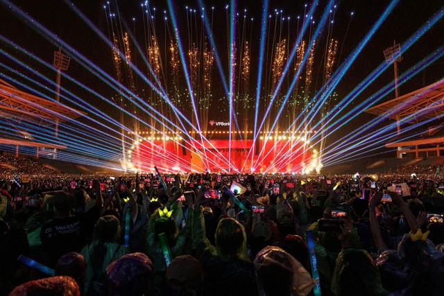 Từ nội lực thương hiệu Việt đến tầm vóc quốc tế: Hành trình “vươn mình ra biển lớn” tại WeChoice 2025- Ảnh 3.