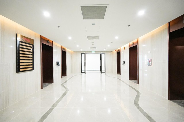 Văn phòng đang bàn giao giữa nhịp sống Goldmark City - Lợi thế vàng cho doanh nghiệp - Ảnh 2.