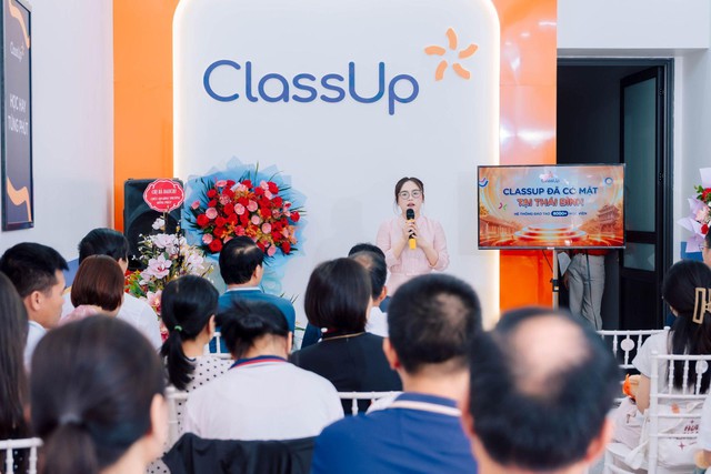 ‏Tưng bừng khai trương điểm tư vấn ClassUp Thái Bình ‏ - Ảnh 1.