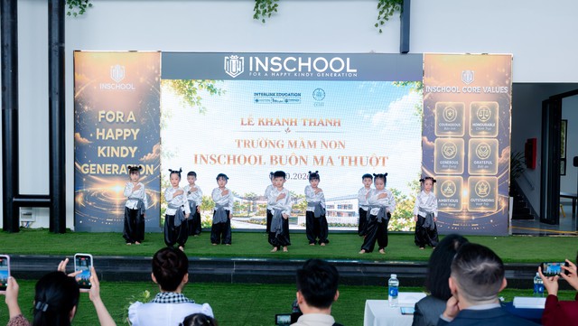 Trung Nguyên Legend khánh thành cùng lúc hai trường học theo tiêu chuẩn quốc tế tại Thành Phố Cà Phê- Ảnh 2.